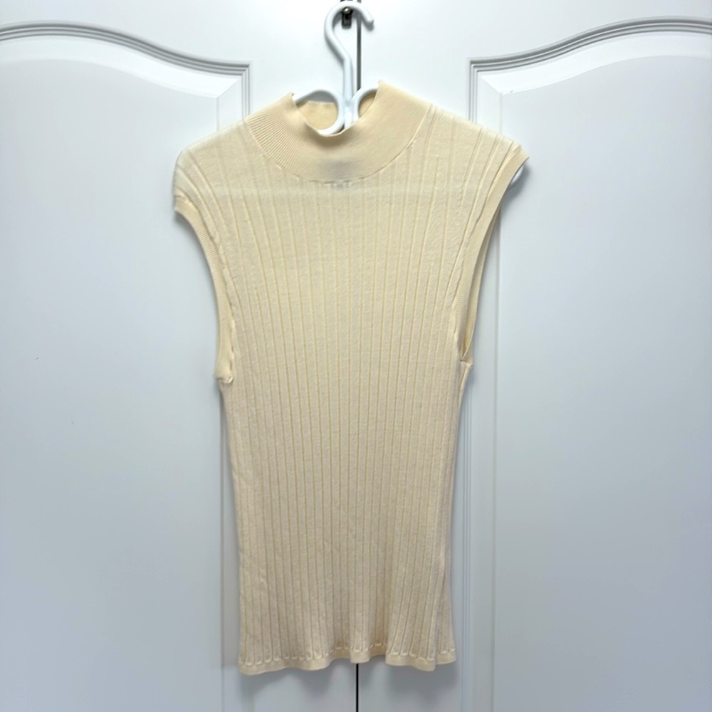 BR stretchy wool turtleneck sweater, XL